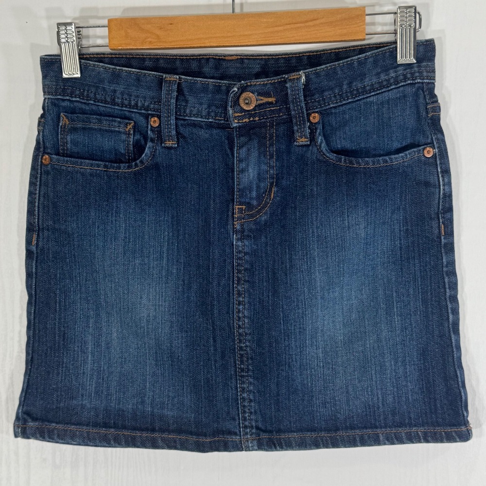 GAP Jeans Stretch Denim Mini Skirt Size 0 Dark Wash Fleur‎ De Lis Back Pocket